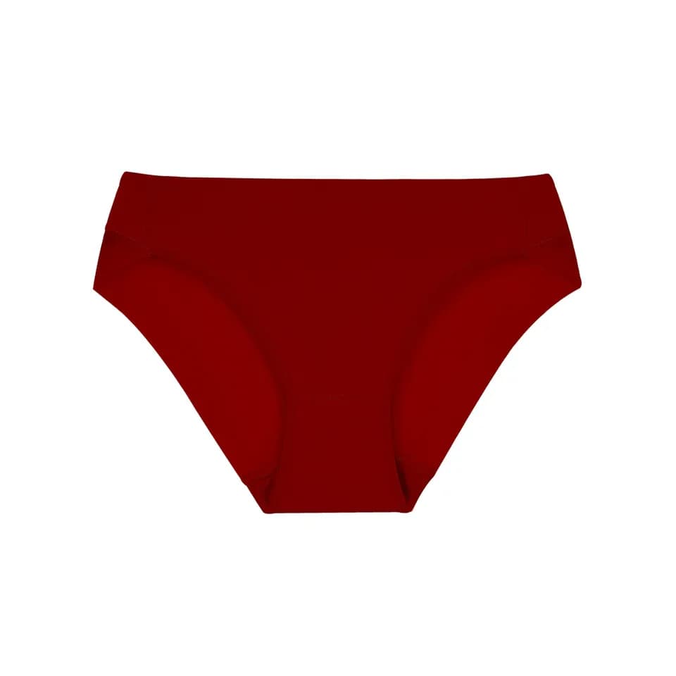 Panty con talle medio y cobertura completa